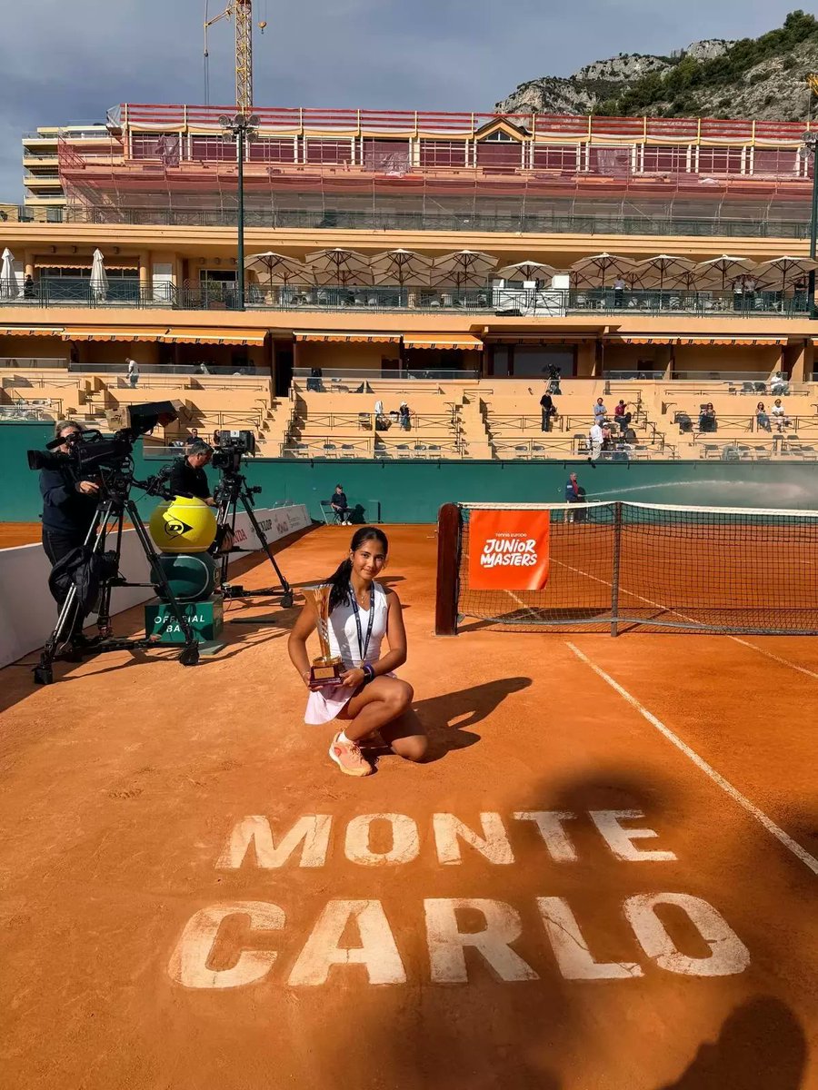 🇹🇷Zeliha Nil Çukurluoğlu, Monako'da düzenlenen Avrupa Gençler Masters Turnuvası'nda şampiyon oldu.