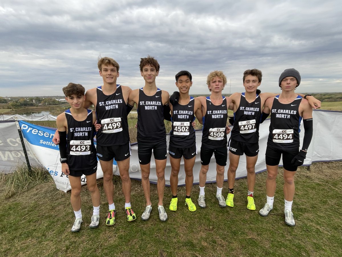 SCNCrossCountry's tweet photo. The Varsity boys placed 2nd at the Regional and will continue onto the sectional at Lake Park on November 1st! 

Shout out to Sam Hill who was the Regional Champion! 

Go North Stars! https://t.co/g3FSwbEVwV
