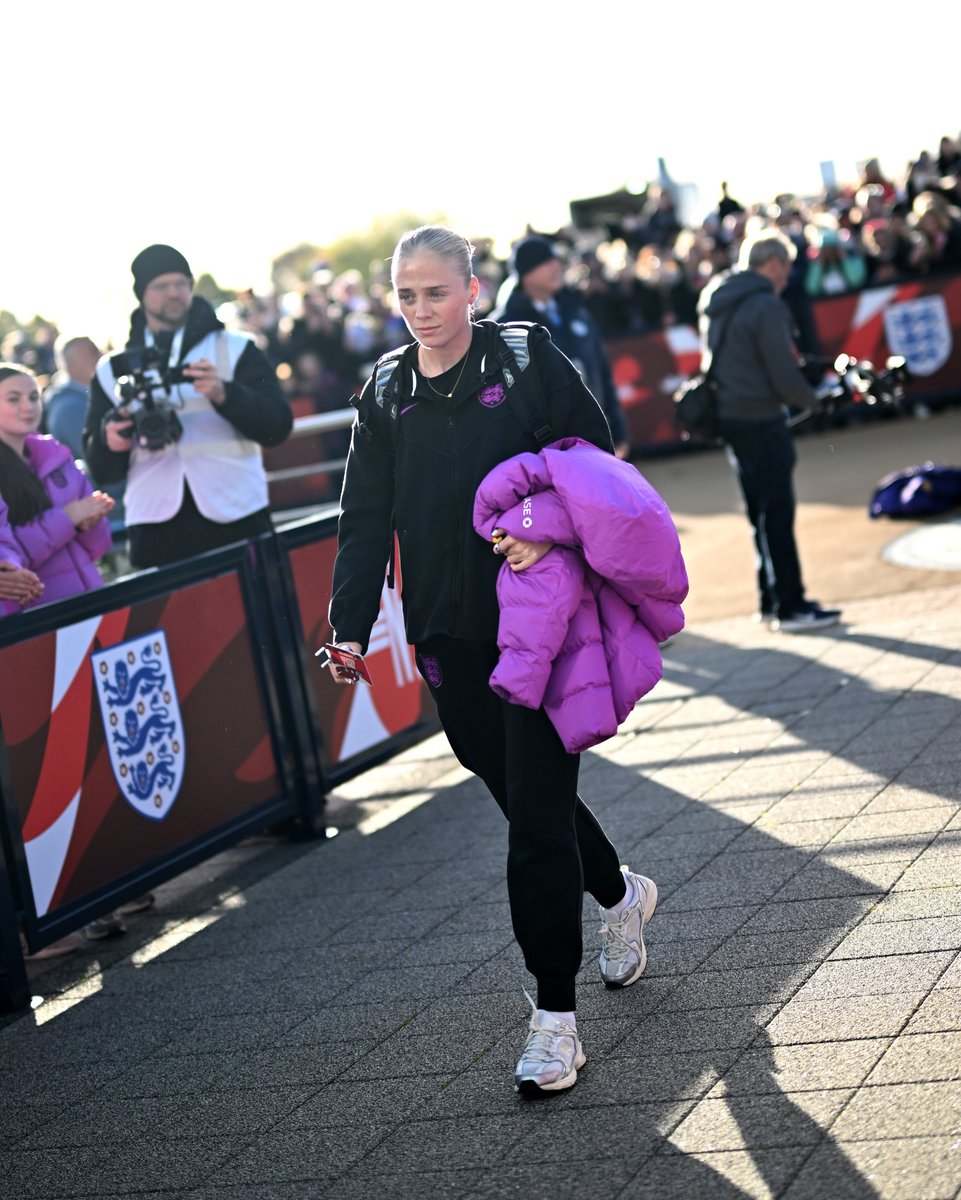 Our skipper checking in for <a href="/Lionesses/">Lionesses</a> duty 🫡