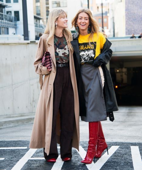 timeless_eleg's tweet image. Two styles, one vibe — fearless and fun. 💥
From graphic tees to bold boots, it’s all about mixing energy with attitude.
Because confidence looks best when shared. 👯‍♀️✨
#StreetStyleVibes #FashionDuo #BoldLooks #CityChic
