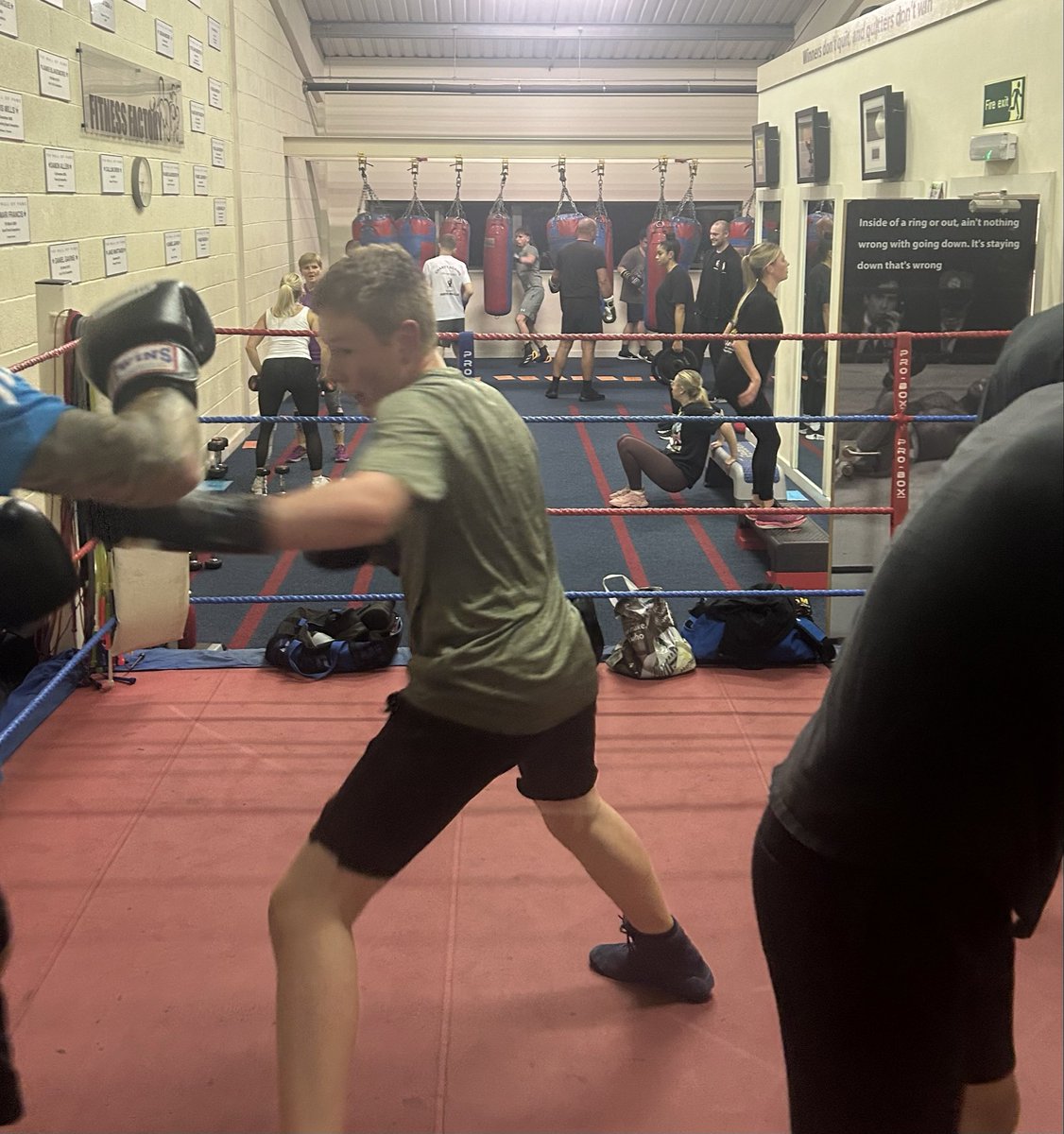 FitFactoryAbc's tweet image. Boxing Gym Life 

You’ll be “Left Hooked” 🥊