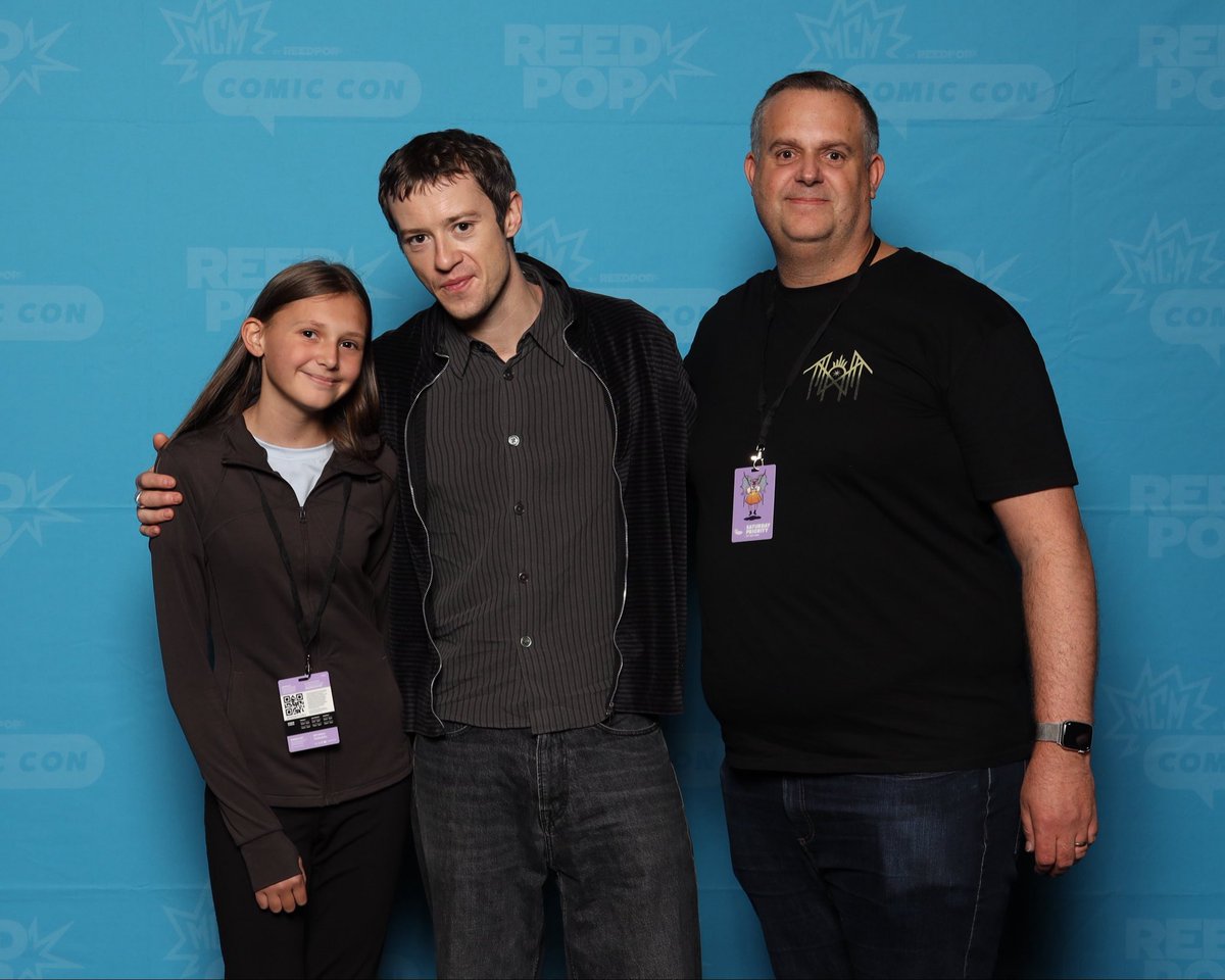 pporter2000's tweet image. Me and Brooke with Joseph Quinn at MCM Comic Con London