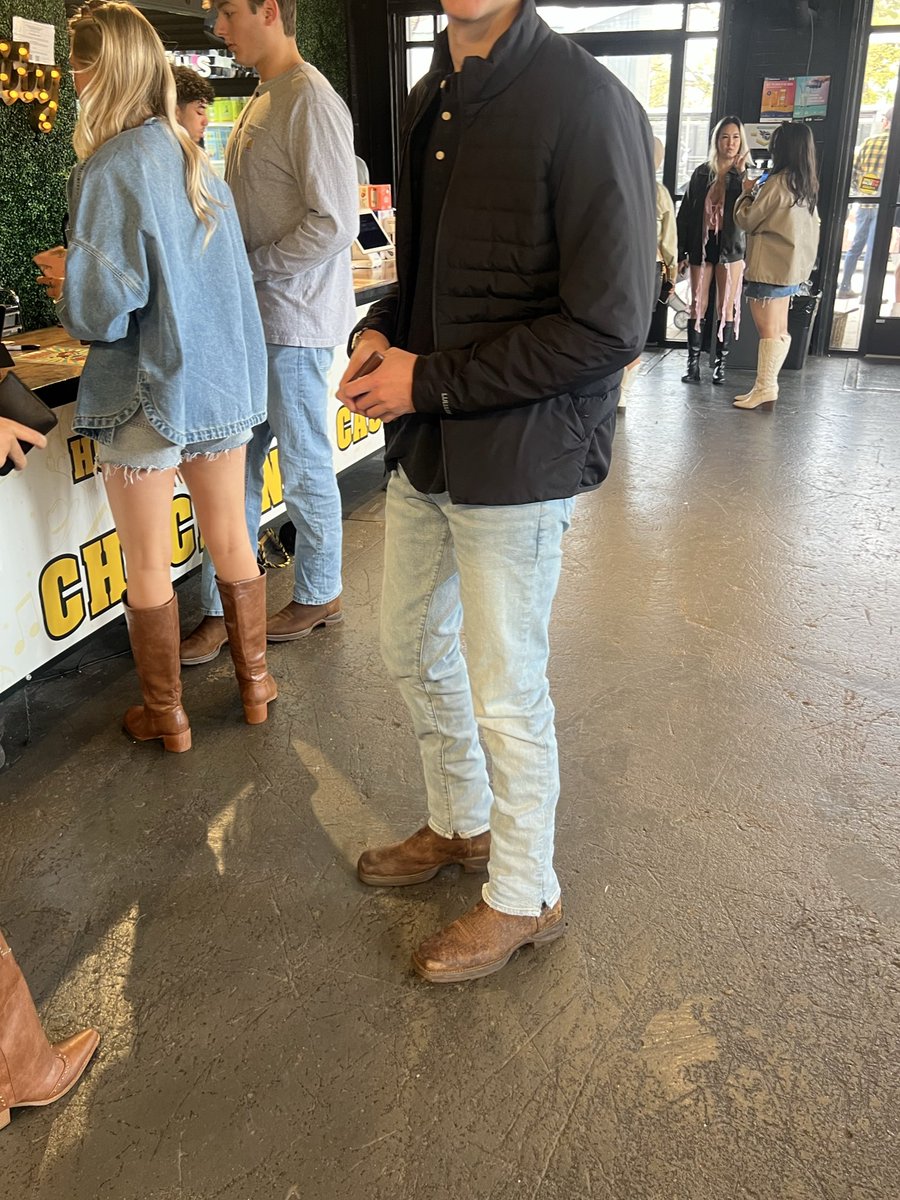 Delvin Dickwitz tweet media