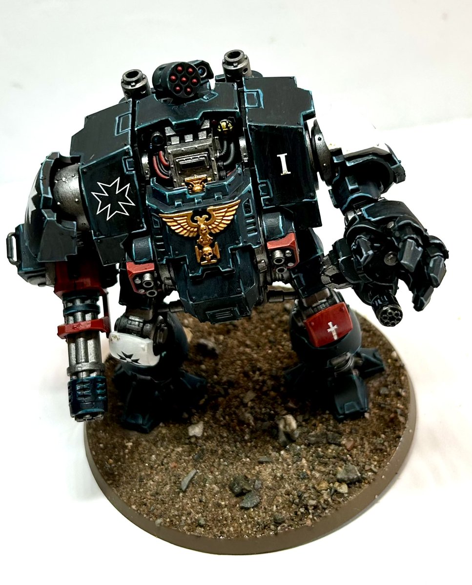 averagepaints's tweet image. Painted up a Black Templars Redemptor Dreadnought. After solidly painting nothing but Chaos I thought I should paint the bad guys for a change… #WarhammerCommunity #PaintingWarhammer