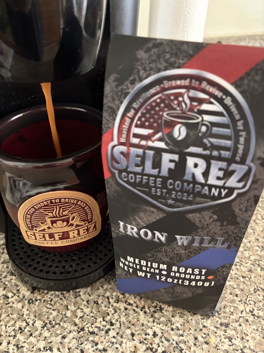 LadyValkyrie96's tweet photo. Just cracked open my new bag of #ironwill from @SelfRezCoffeeCo
Got my hair did and feelin cute.
See you guys at 1pm EST on Kick for some bot behavior. Fortnite? Fall Guys?
Who knows…
#SelfRezCreator #SaturdayVibes #coffee https://t.co/rwEE9rf0Yp