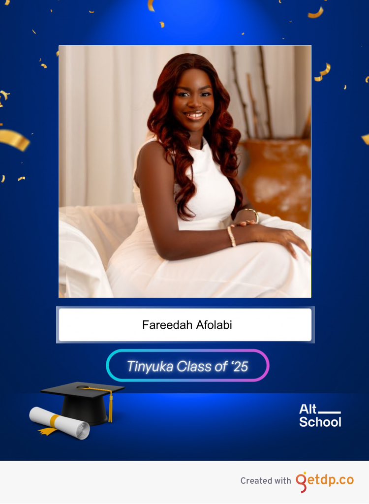 faree_for_real's tweet image. Officially a product manager. It was tough juggling with final year of Law but I’m grateful to be building a product I absolutely love @SprintFixer 
Thank you @kikimordi Bye @AltSchoolAfrica ✨
#AltGrads25