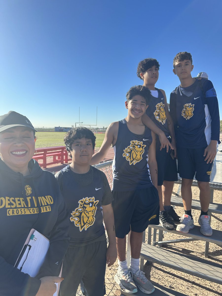 DWS_PK8's tweet photo. Our mighty Colts gave it their all at the Socorro Middle Cross Country Meet! 🐎💨 Proud of their hard work and determination! #DesertWindPride #ColtStrong @SISD_ES https://t.co/xXFASsXCgJ