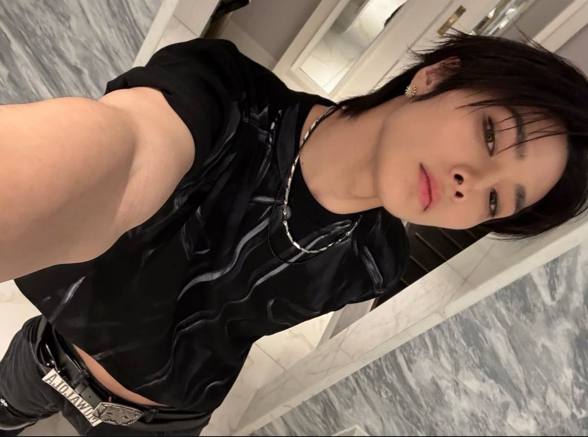 shadowtones's tweet image. ㅤㅤ
ㅤㅤ
ㅤㅤㅤㅤㅤㅤㅤㅤㅤㅤㅤㅤㅤㅤㅤㅤㅤ♱.
ㅤㅤ