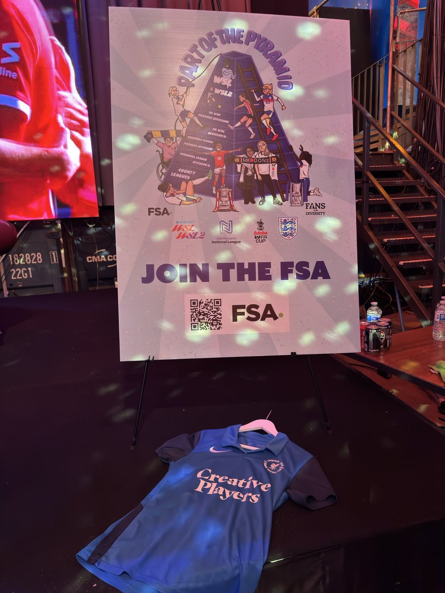 Thank you to <a href="/FreeLionesses/">Free Lionesses</a> for inviting me to be on the panel at todays Part of the Pyramid event ahead of the Lionesses game vs Brazil 🇧🇷🦁