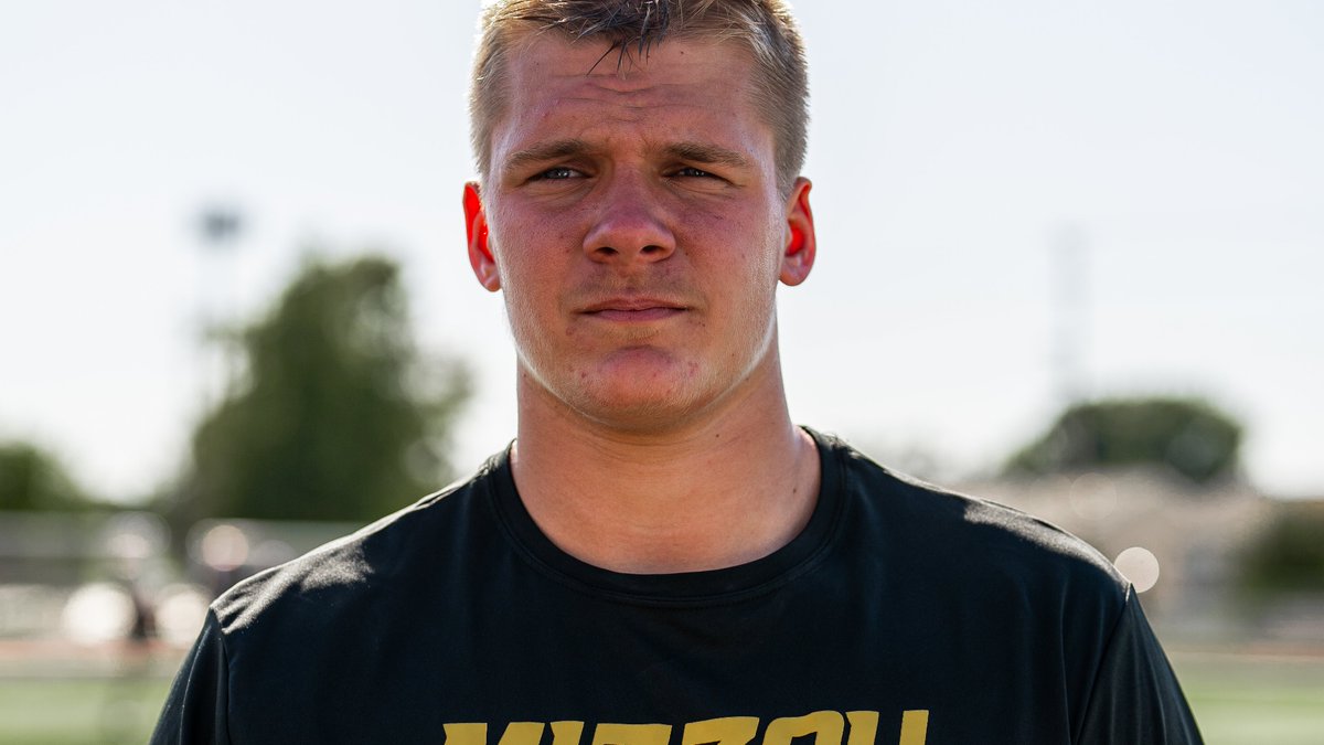 sixstarfootball's tweet image. STL STOCK RISERS |  Several St. Louis-area defensive linemen raising profile

Six Star Football takes a look at several rising prospects making noise

STORY ▶️ sixstarfootball.com/article/stl-st…

@jocques01 @GrantLott50645 @benton_mohrmann @BenPetersen70 Hayden Smith Ly Lige Baron James…