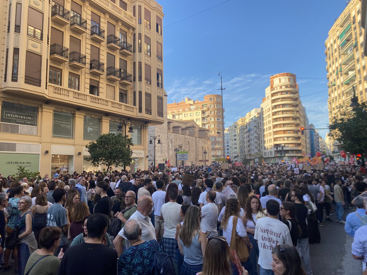 Tots a una veu! Un any després!