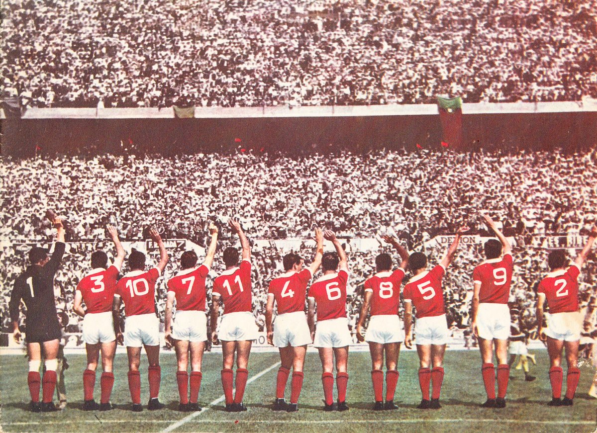 17:00 e já batemos o recorde mundial de votos em uma eleição de um clube.

58 mil sócios já votaram. O maior do mundo, viva o incomparável Sport Lisboa e Benfica❤️