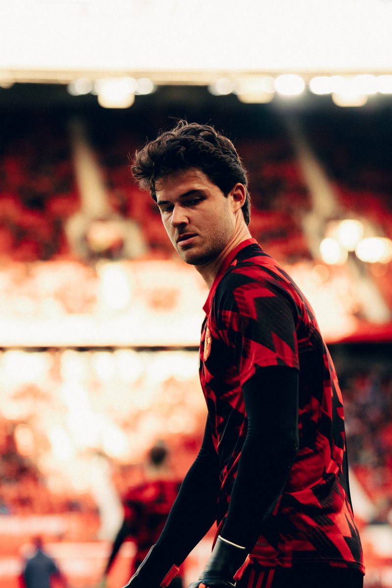 ManUtd's tweet image. Locked in and ready to go 🔒