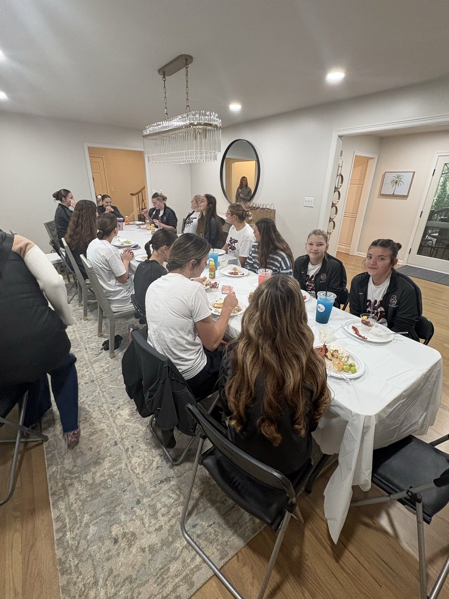 Salina Central Volleyball tweet media