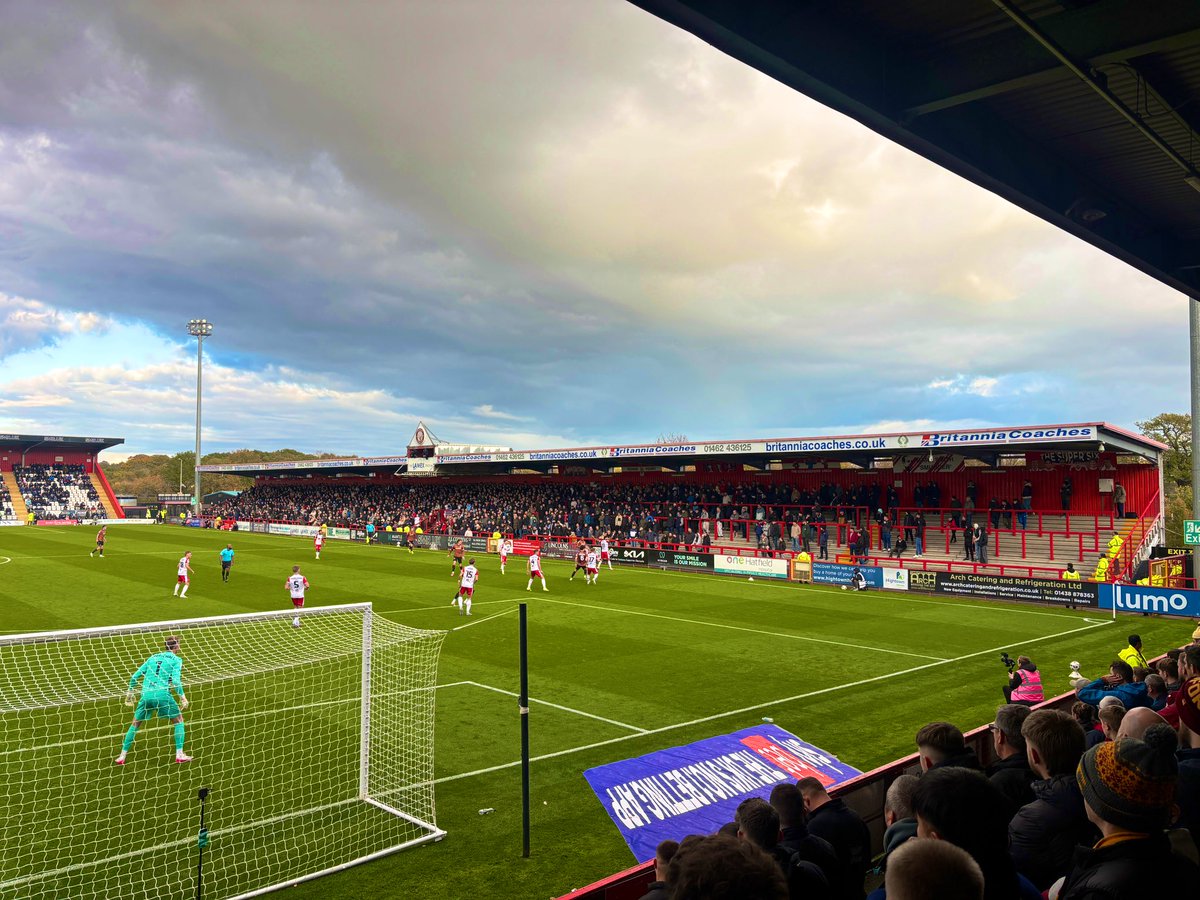 Stevenage Boro 1-1 Bradford City
Lamex Stadium- Att: 5,279 (1,363 away)

Decent point on the road against a tough side. But what should have been a great game was ruined by the worst refereeing performance I've ever witnessed. Rightly booed off by the whole ground at FT. #bcafc