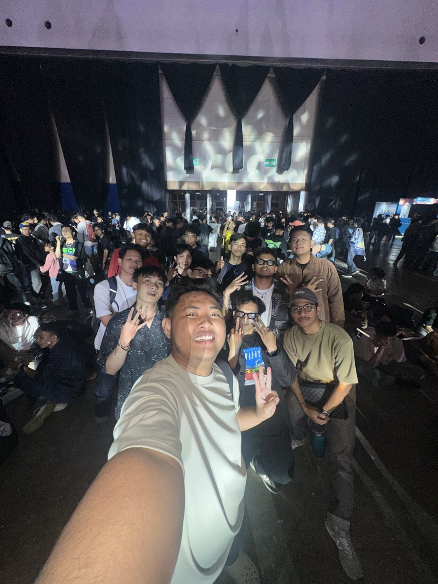 wotel_'s tweet photo. y smsm, tlonk klo mw ngumumin jngn gntung! https://t.co/qMQtnNEy9s