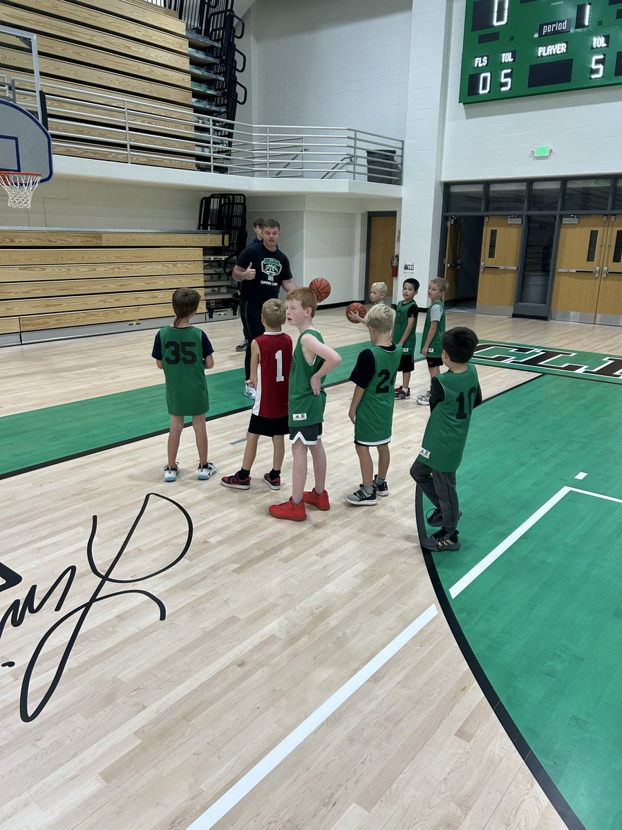 CC Bulldog Basketball tweet media