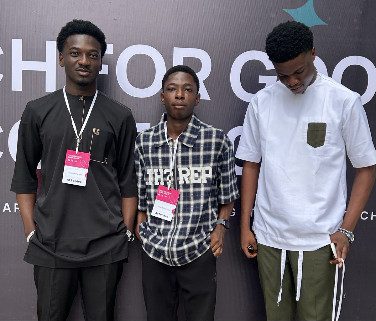 EnyitheDev's tweet image. I finally touched grass today 🌿😂
Pulled up to Tech4Good event @techrityorg and it was so worth it. 
Good vibes, good conversations and even better people.
Linked up with @godsonthedev and @codesbycj — what a day!