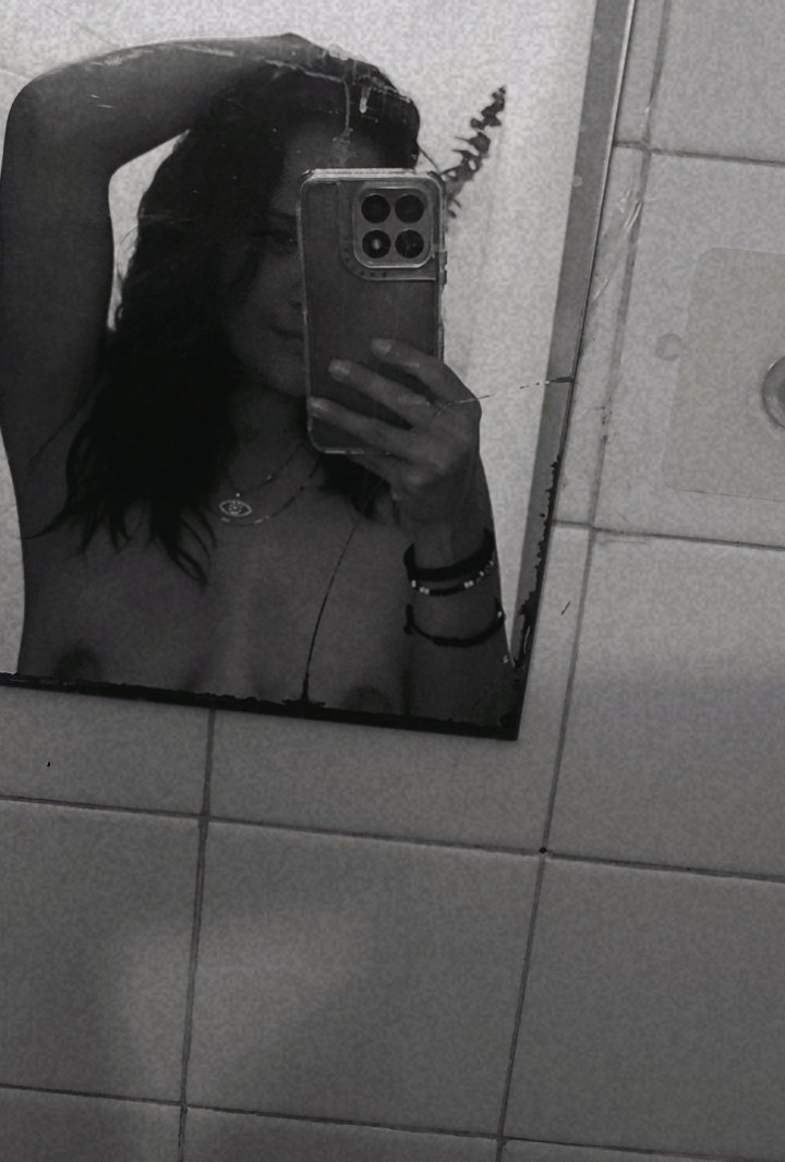 Sin texto 😈
#SabadoDePutería #SabadoDeMorboYProvocación #sabadorico #sugar #telegram #contenido 💲🔞🥵