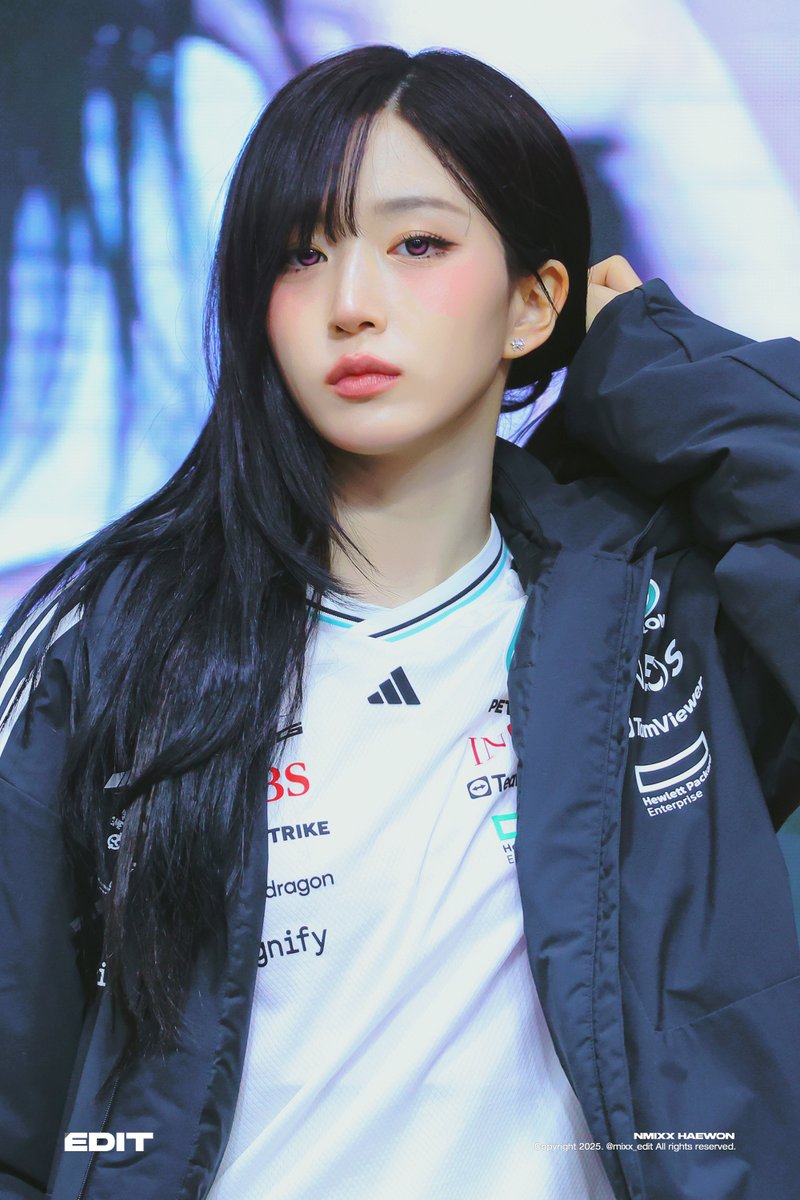 EDIT. 에딧 tweet media