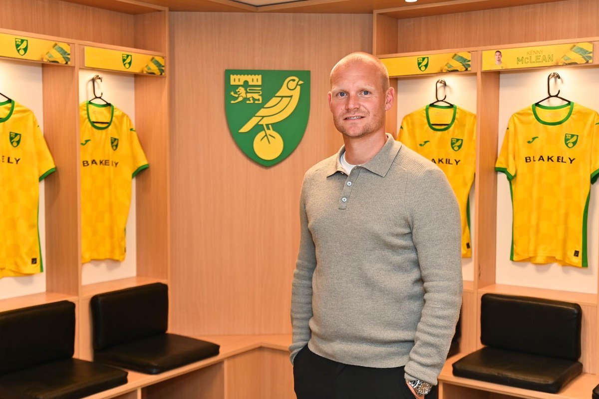 The EFL Zone tweet media