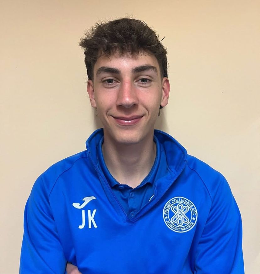 FT: Frome Collegians 6-0 <a href="/worle_rangers/">WorleRangersFC</a> 

⚽️⚽️⚽️ Perrett 
⚽️ Craddock 
⚽️ Keay
⚽️ Bullus

#FCFC 🟦🟥🟦🟥