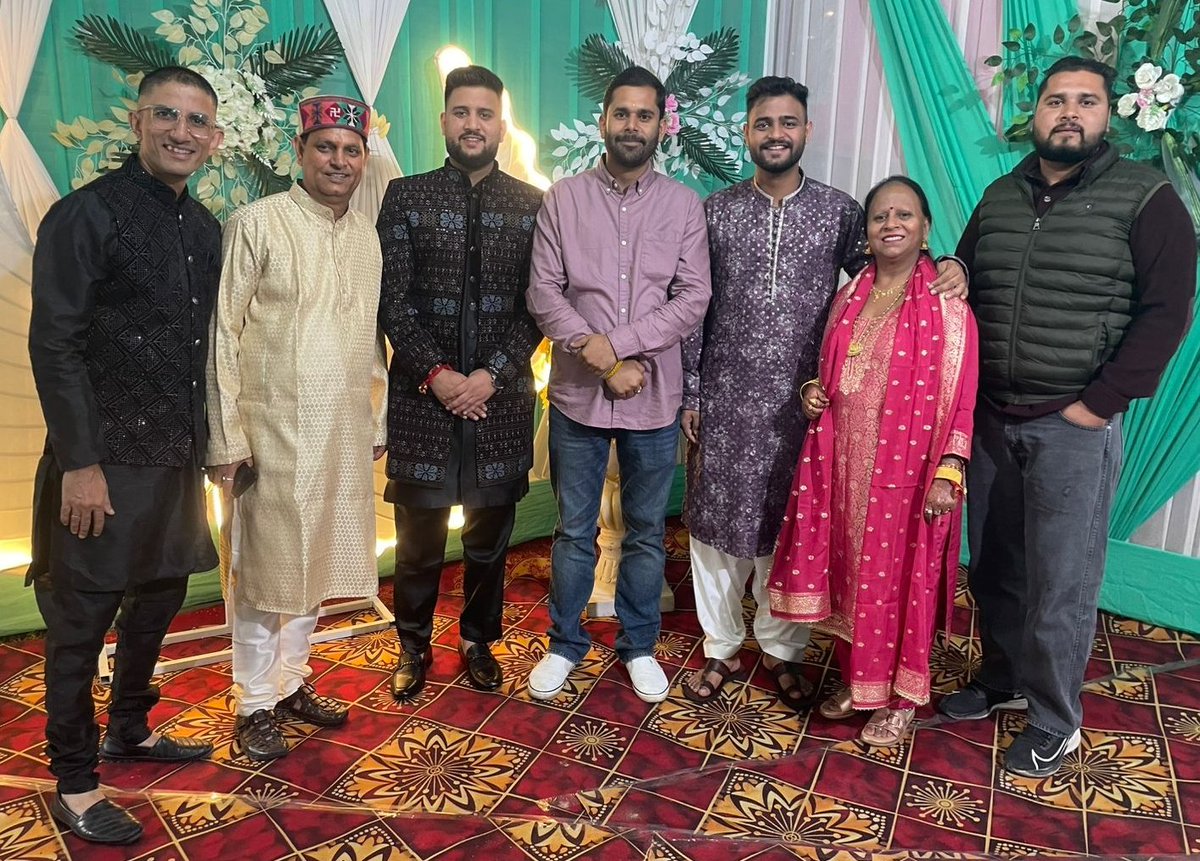 rishav_pandav's tweet image. आज #बैजनाथ विधानसभा क्षेत्र की विभिन्न शादी समारोह में उपस्थित होकर समस्त परिवारजनों को शुभकामनाएं प्रेषित की
#ग्राम_पंचायत_जंडपुर में भाई #अभिनव_शर्मा व #बैजनाथ में बहन #कंचन जी के विवाह समारोह में 🙏
#Heartiest_Congratulations

रिशव पांडव