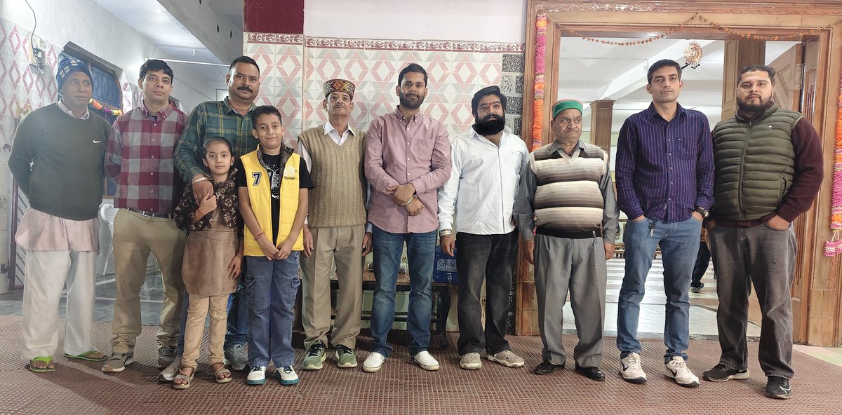 rishav_pandav's tweet image. आज #बैजनाथ विधानसभा क्षेत्र की विभिन्न शादी समारोह में उपस्थित होकर समस्त परिवारजनों को शुभकामनाएं प्रेषित की
#ग्राम_पंचायत_जंडपुर में भाई #अभिनव_शर्मा व #बैजनाथ में बहन #कंचन जी के विवाह समारोह में 🙏
#Heartiest_Congratulations

रिशव पांडव