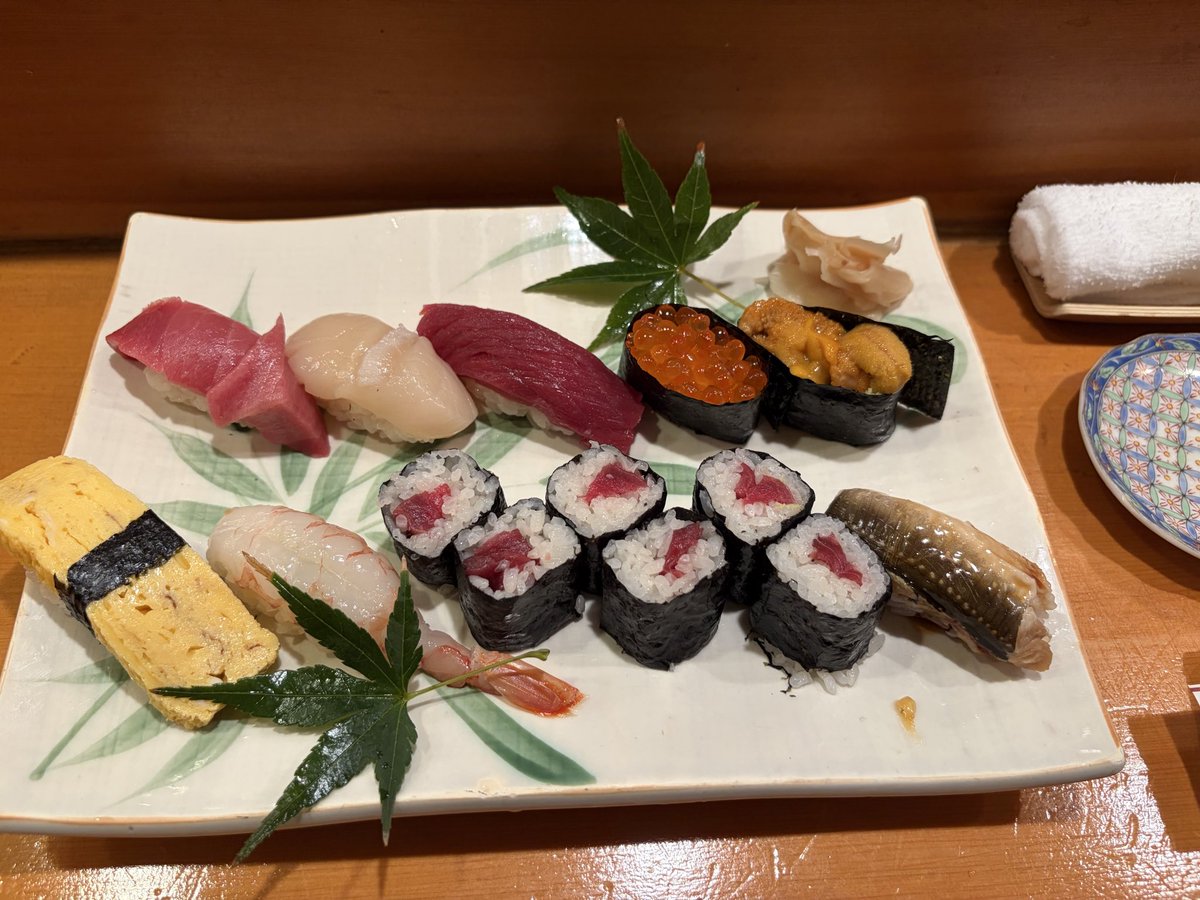_hiroofficial's tweet image. ここのウニとイクラが1番うまい