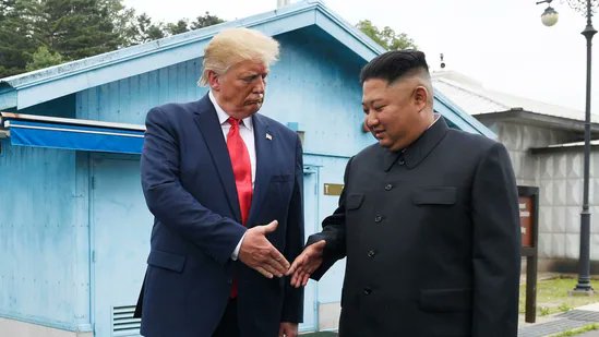 🚨 INVESTING : "Trump esprime apprezzamento per Kim di Nord Corea, incerto su un possibile incontro"