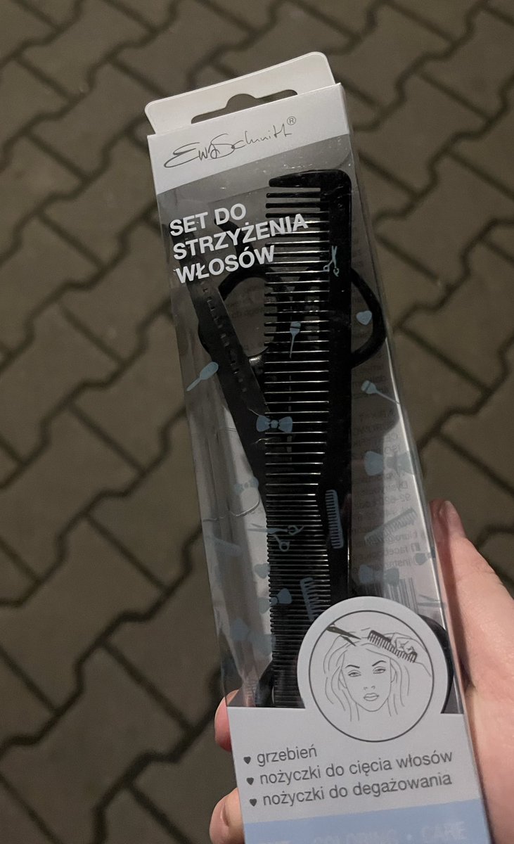 vevhed's tweet image. So who wants a new haircut