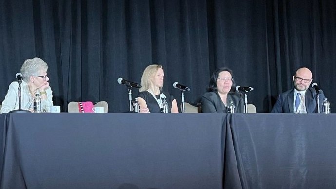 Perioperative therapy to advance care of high-risk PanNETs 

<a href="/CUTNETs_/">CUTNETs Group</a> <a href="/SocSurgOnc/">Society of Surgical Oncology</a> session at #NANETS25

Highlights🧵👇🏻

1️⃣Therapy options💊- Dr A Phan
2️⃣Defining high-risk PanNETs🎯 <a href="/spartelli/">Stefano Partelli</a> 
3️⃣Combination therapy for liver mets🔪 <a href="/JMaxCutsNETs/">Jess Maxwell MD MBA</a> 
4️⃣Bridging gap with trials⏭️
