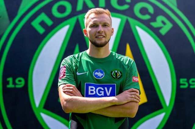 PolissyaEN's tweet image. 🃏 Gaiduchyk does it again!
Comes off the bench and scores just 9 minutes after entering the pitch — Polissya’s true super sub. ⚽️

#Gaiduchyk #Polissya #Rotan #UPL #UkrainianFootball