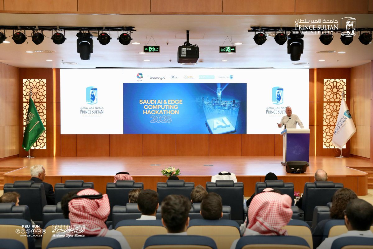PSU_RUH's tweet photo. لقطات من اختتام فعاليات الهاكاثون السعودي للذكاء الاصطناعي والحوسبة الطرفية المتطورة 2025 في #جامعة_الأمير_سلطان؛ لتمكين العقول الشابة نحو مستقبل #الابتكار . https://t.co/iLvfnWdxT5