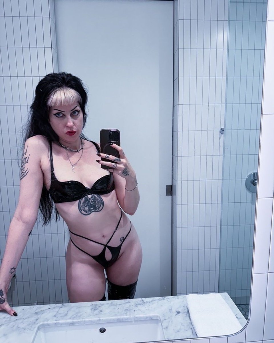 Just casually staring deep into your soul.  Wouldn't you be so lucky for Me to own you? 😈    
Lingerie by <a href="/mariemur/">Marie colère</a> 

#Mystique #thirsttrap #Goddessworship #femdom #kink