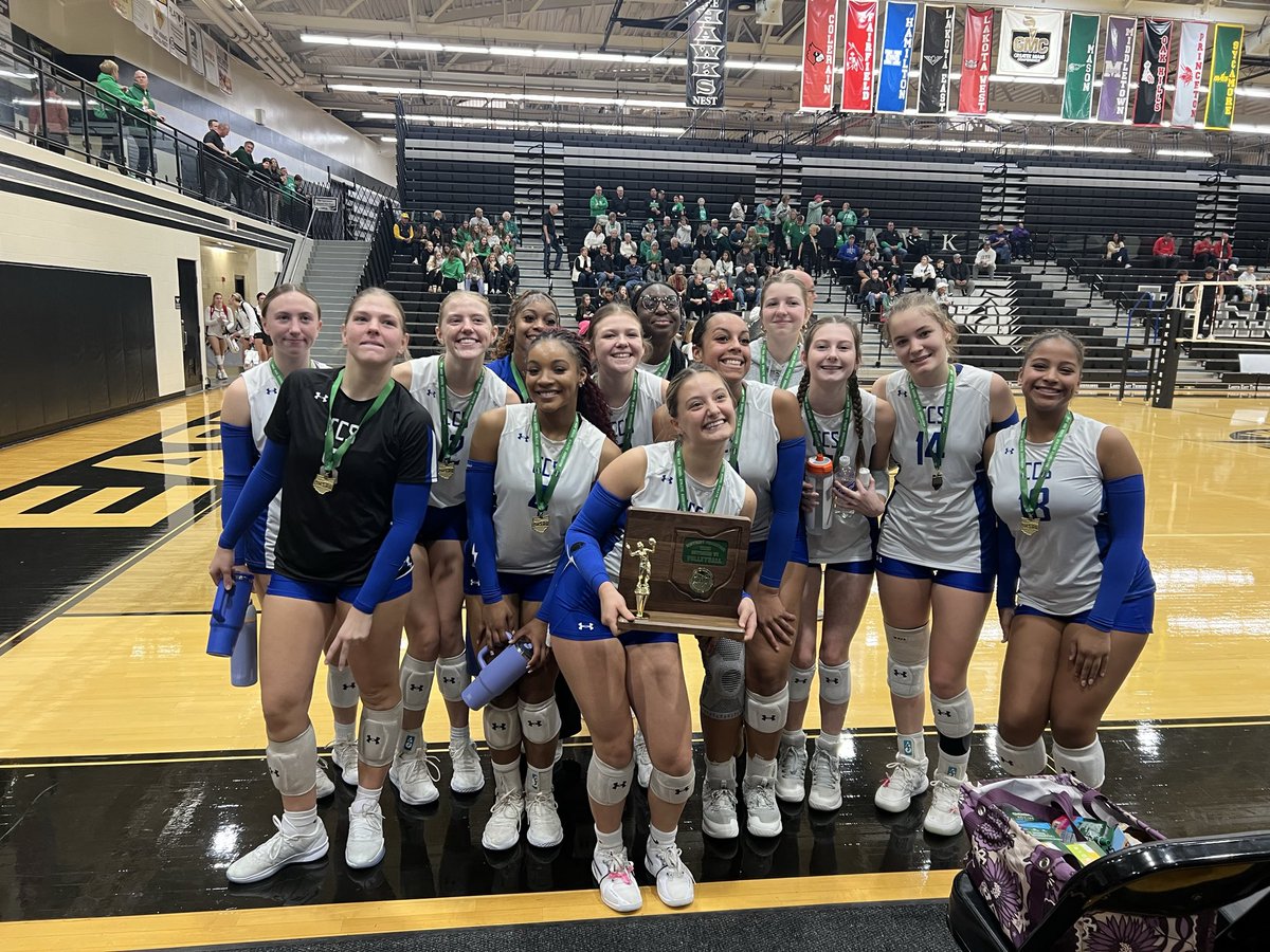 CCS_VB's tweet image. Your 2025 DISTRICT CHAMPIONS!! 

This was a long time coming and has taken years of hard work. First time in school history, for CCS Volleyball to win a district title.  

BUT WE AREN&apos;T DONE! Onto Regional Semis against St. Henry. 

Let&apos;s go! #RestoreTheRoar
