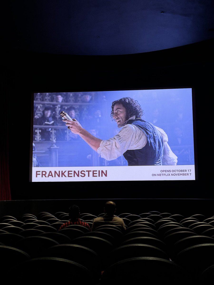 DaisySaanchez's tweet photo. Por favor vean Frankenstein by Guillermo del Toro, una obra maestra 🤌🏼 supero mis expectativas, tqm Guillermo gracias por traernos a los Monstruos más bonitos del mundo ❤️ https://t.co/uLqz269BAN
