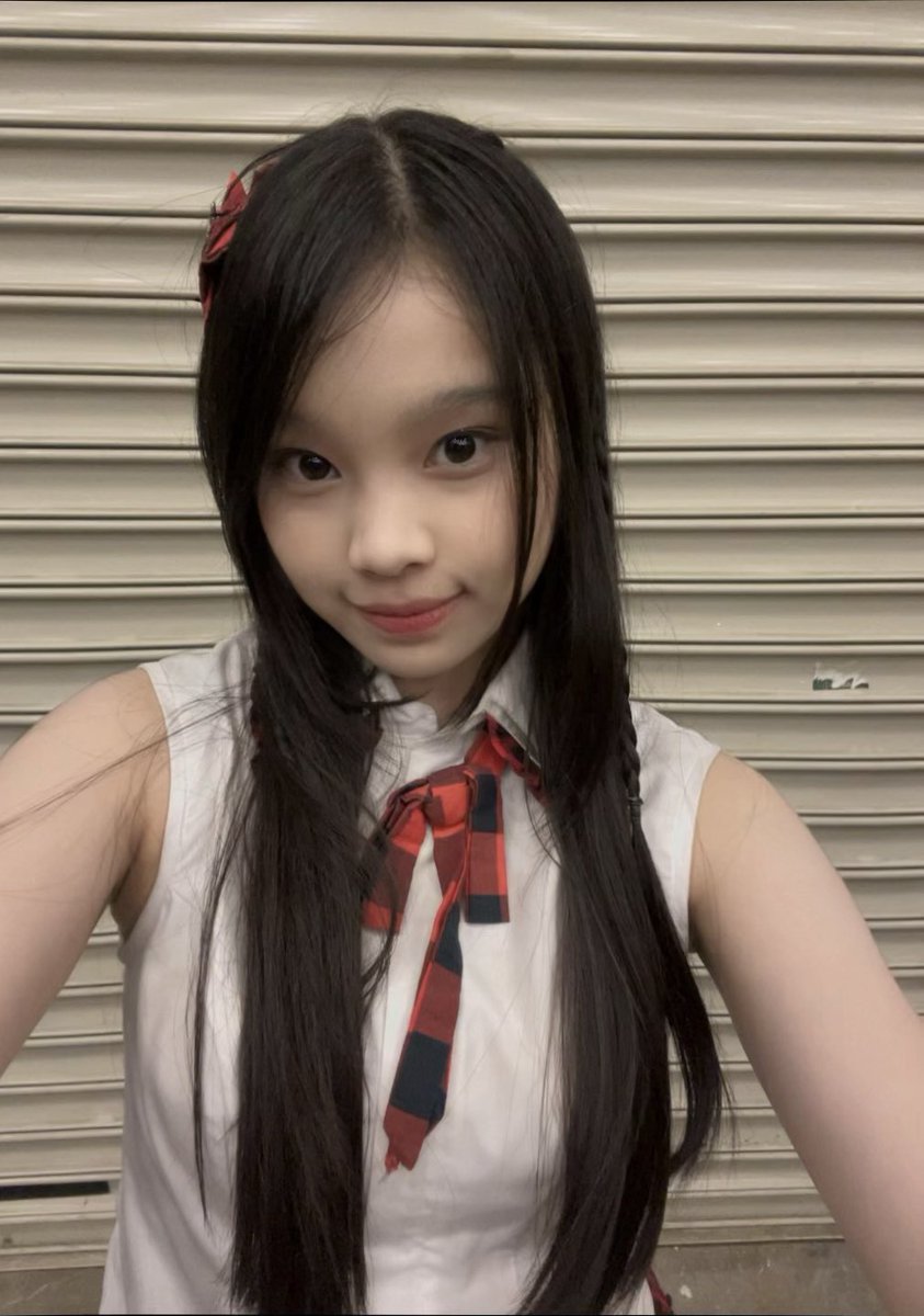 Giaa_JKT48's tweet image. TERIMAKASIHH BANHAGIAAKUU💕💕untukk hariiii iniii terharuuu lagii nihh skrngg istirahatt yaa foto lainnyaa besok #GIAceler