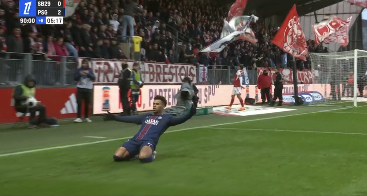 Ana Noktalar: 3-0 PSG.

GOOOOOOOOAAAAAAAAAAALLL DESIRE DOUE !!!!!!!!!!!!!!!!!!!!!!!!!!!! YİNE ORADA !!!!!!!!!!!!!!!!!!!!!!!!!!!!!!!!!!!!!!!!!!!!!!!!!!!!!!!!!!!!!!!!  #PSG #Goal #Football #Sports #DesireDoué
