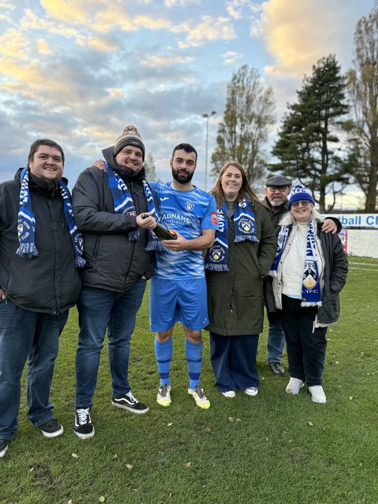 Congratulations to Connor Deeks who was chosen as Player of the Match by our sponsor of Pom &amp; Matchday Sponsor Fred &amp; Marian Randall 

💙🤍⚓️