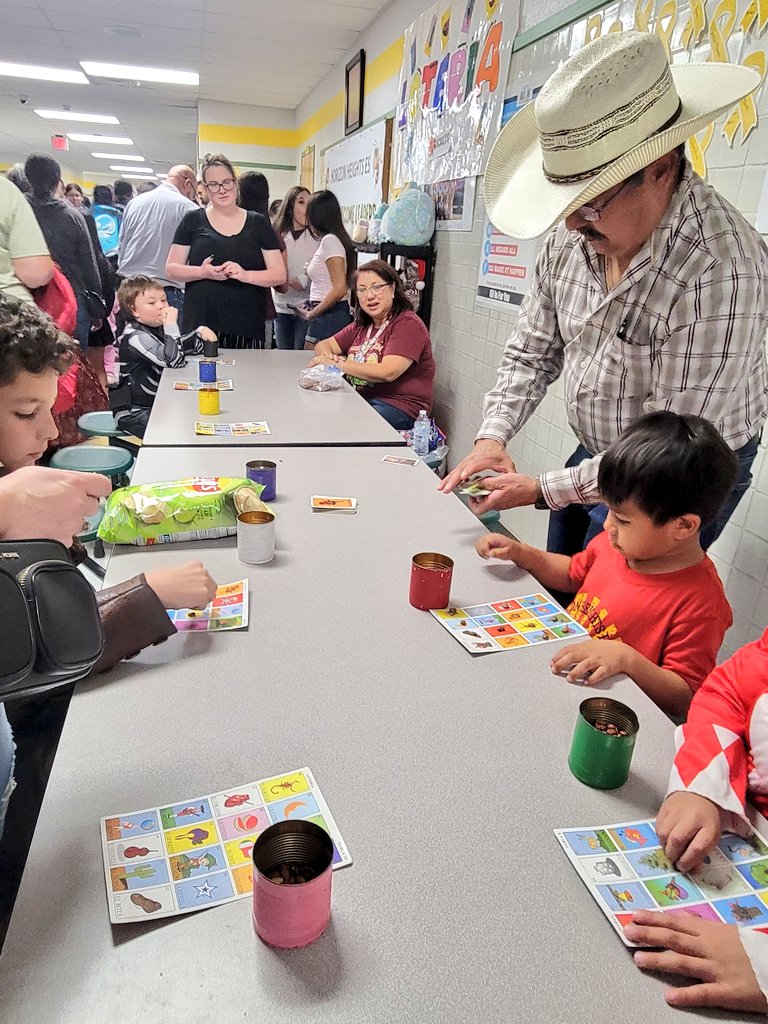 HHeights_ES's tweet photo. Another super, successful Fall Festival at the Heights! Our children can &amp; enjoyed games &amp; food! Way to go, Hornets! 👻🧛‍♂️ #TeamSISD #ThrivingAtTheHive https://t.co/AkyPRtAlzl
