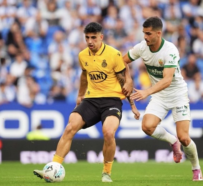 El partido de Rubén Sánchez confirma que puede ser un jugador muy aprovechable. Las dudas sobre su figura surgían en su faceta defensiva, pero vs Elche ha firmado una actuación muy sólida:

- 7/7 en duelos
- 2 entradas ganadas
- 5 recuperaciones
- 2 intercepciones

#RCDE