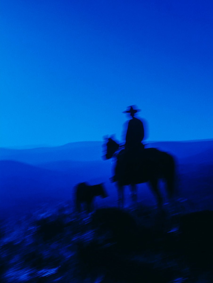 iamnotsrc's tweet image. Western blur