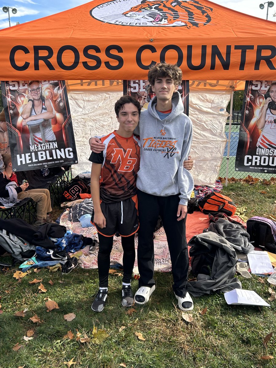 In his last race Daniel Hinkle ran a career record in 18:51.  Camden McCartney ran another sub 19 finishing just ahead in a time of 18:47 at Regionals today. Daniel is a true legend in my book, his first practice in JH, he made it a 1/4 mile and turned back. Today a sub 19 runner