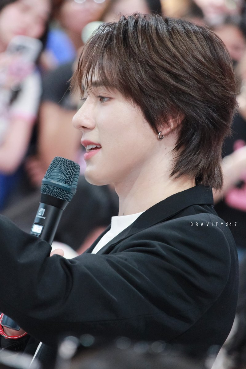 gravity24's tweet image. ความน่ารักหน้าตาแบบนี้หรือเปล่า 🩷 #hirunkit_ 

@Hirunkit_