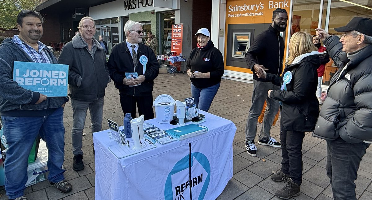 What a brilliant Action Day in Fleet. So many positive voices, so many people desperate for change and so many new supporters, thank you! If you want to get in touch, just pop by our website here:
reformuknortheasthampshire.co.uk

#ReformActionDay
