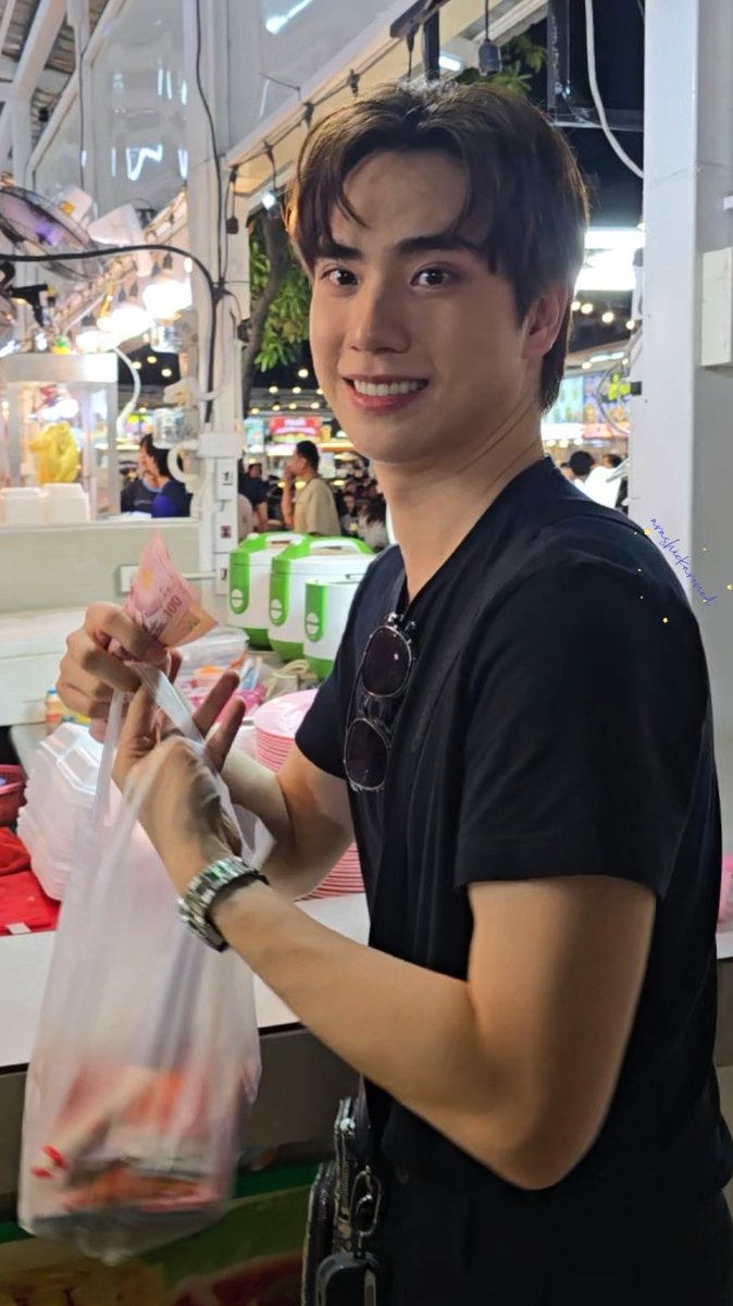 เจอแล้ว....ความสุขของเรา
ดีใจที่ได้เจอนะคะ

<a href="/tae_darvid/">Tae Darvid</a> <a href="/Tee_Jaruji/">TEe JaRuji</a>

#TaeTee
#TaeDarvid #TEeThanapon