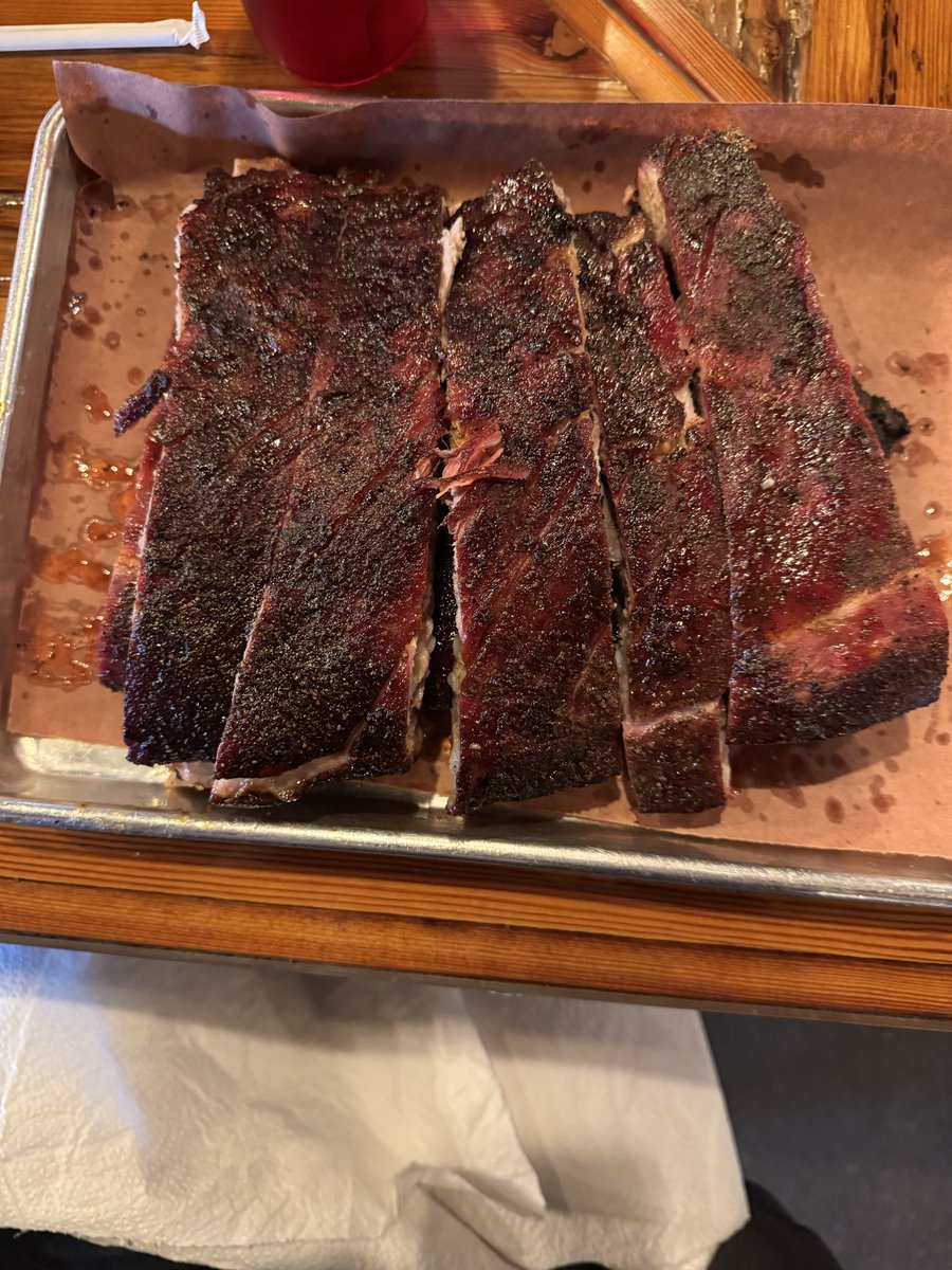 spartyryanh's tweet image. Getting my @MeatBBQ Therapy before the big @MSU_Football game against that team down the road🤘🏻🍖🏈💚🤍 @logg666 @Q106 @michiganstateu @LSJNews @CollegeGameDay @NBCSports @OldTownLansing @FoodNetwork