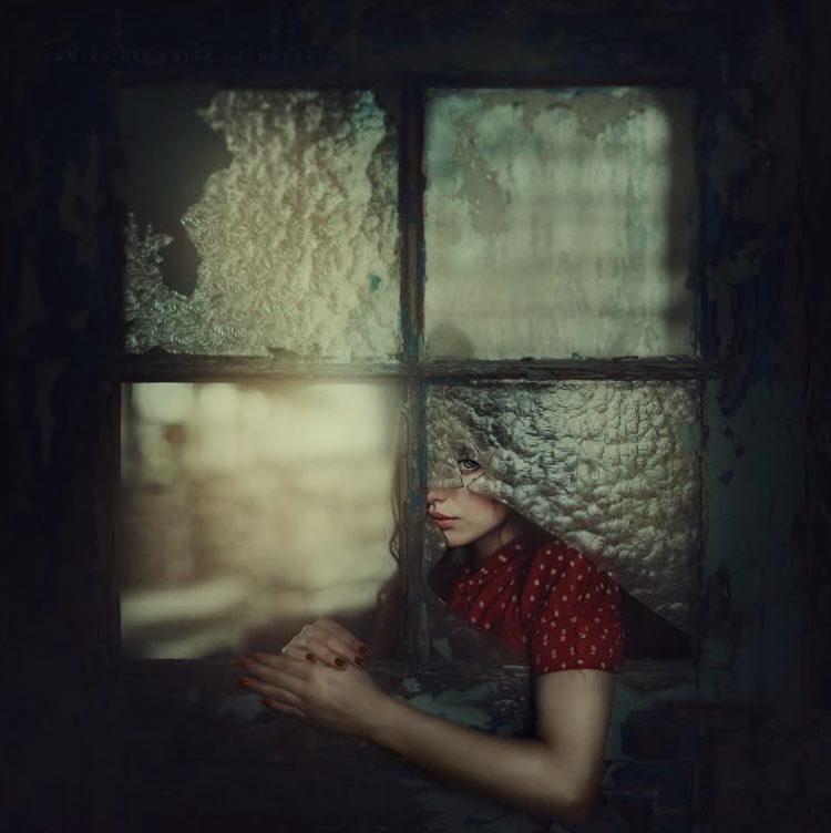 .

“I’ve lived like a shadow
And yet I’ve known how to sing of the sun.”

― Paul Éluard
.

Damian Drewniak