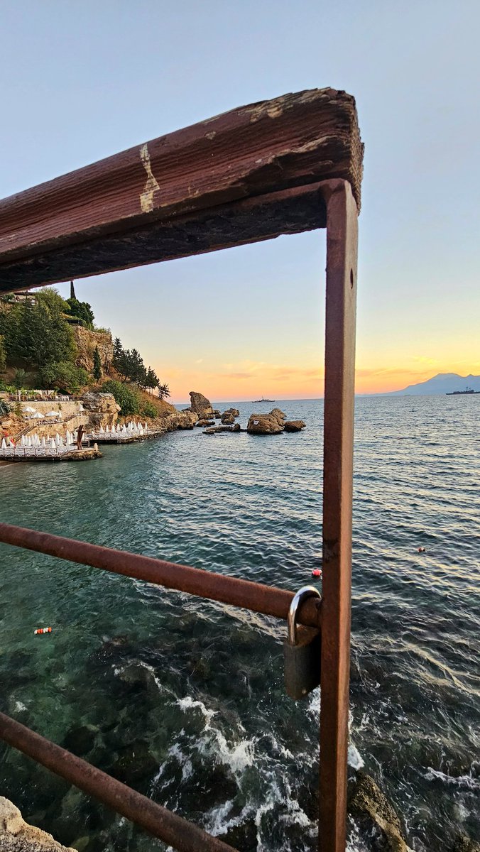 k_omn's tweet image. 